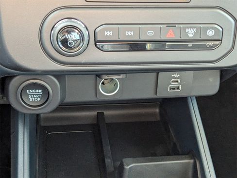 New 2026 Ford Maverick Lobo image 24