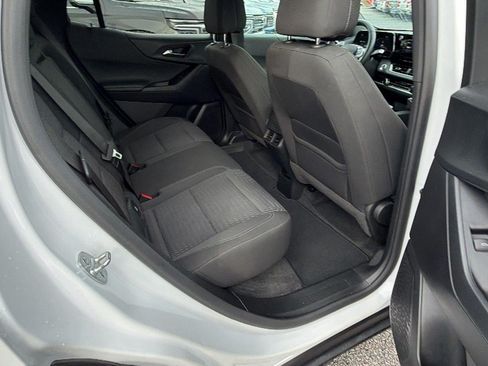 Used 2025 Chevrolet Equinox LT w/ Safety and Technology Package FWD image 21