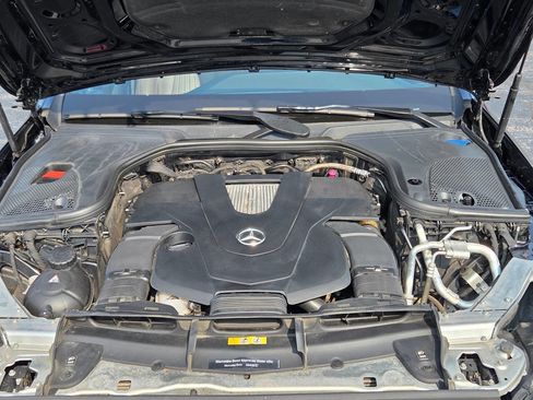 Used 2017 Mercedes-Benz E 400 4MATIC Wagon image 22