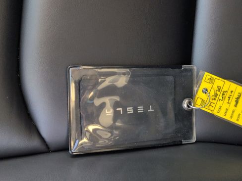 Used 2022 Tesla Model 3 Performance image 34