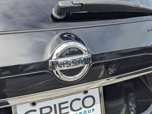 Used 2019 Nissan Rogue SV image 15