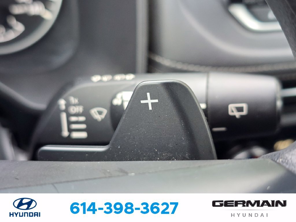 Used 2024 Nissan Rogue SV AWD/4WD image 33