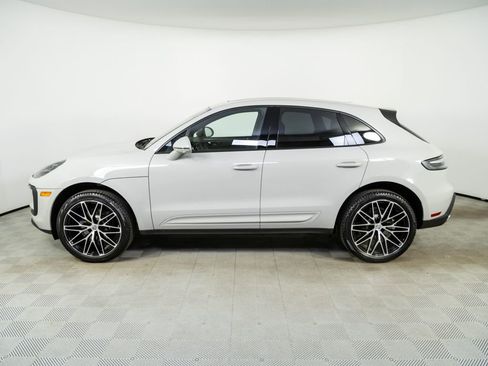 New 2026 Porsche Macan AWD/4WD image 2