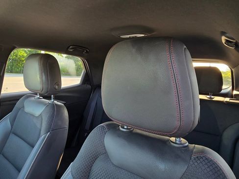 Used 2021 Chevrolet TrailBlazer RS w/ Convenience Package FWD image 12