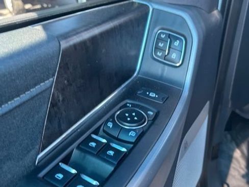 Used 2024 Ford F250 Lariat w/ Sport Appearance Package AWD/4WD image 14