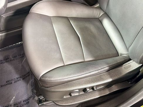 Used 2024 Cadillac XT5 Premium Luxury AWD/4WD image 19