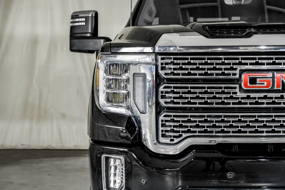 Used 2022 GMC Sierra 2500 Denali w/ Denali Black Diamond Edition AWD/4WD image 40