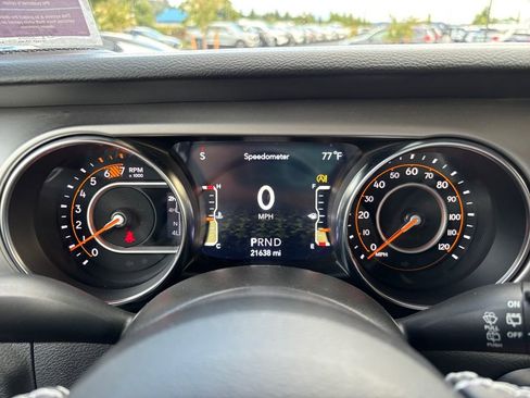Used 2021 Jeep Wrangler Sport image 17