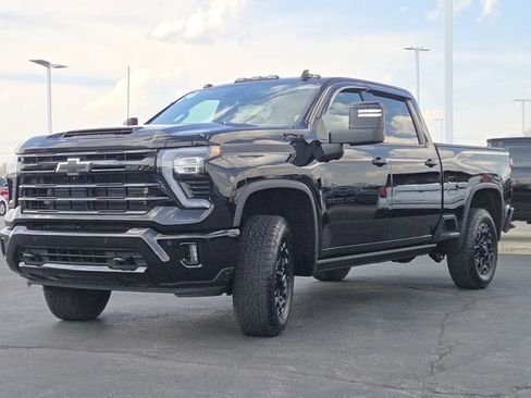 Used 2024 Chevrolet Silverado 3500 LTZ w/ LTZ Plus Package image 23