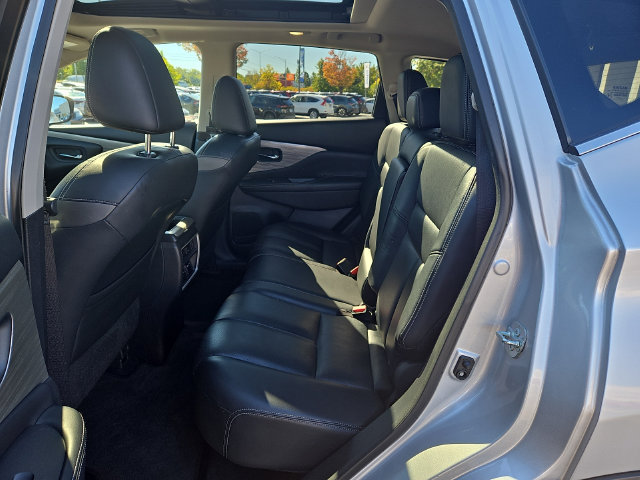 Used 2016 Nissan Murano Platinum w/ Platinum Technology Package AWD/4WD image 10