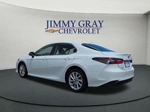 Used 2024 Toyota Camry LE FWD image 3