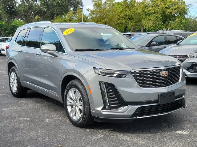 Certified 2024 Cadillac XT6 Luxury AWD/4WD image 6