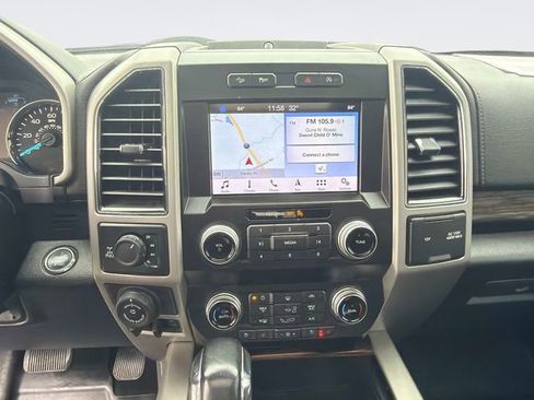 Used 2019 Ford F150 Lariat w/ Equipment Group 502A Luxury image 30