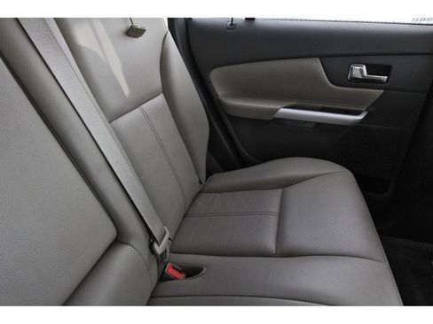 Used 2013 Ford Edge SEL image 15