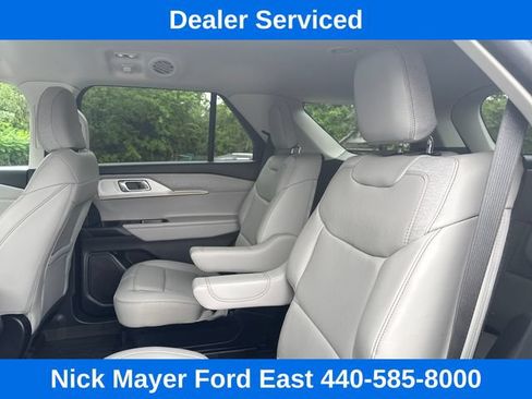 Used 2025 Ford Explorer Active w/ Active Comfort Package AWD/4WD image 19