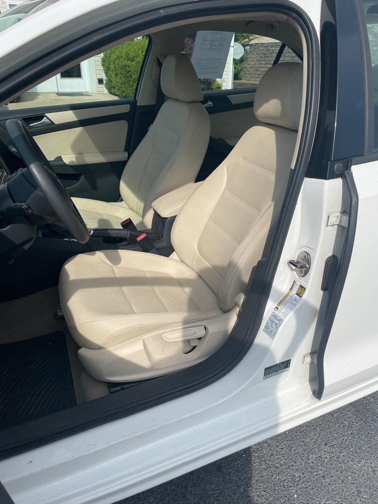 Used 2012 Volkswagen Jetta SE FWD image 14