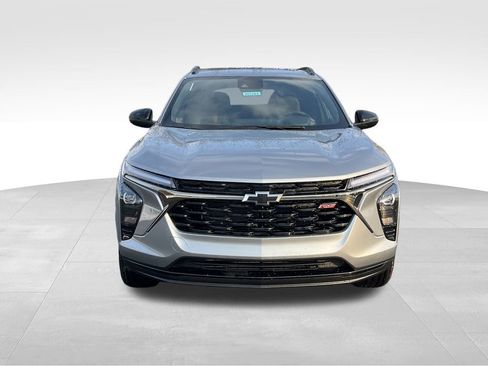 New 2026 Chevrolet Trax RS w/ Sunroof Package image 6