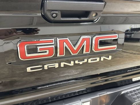 Used 2025 GMC Canyon Elevation w/ Convenience Package RWD image 27