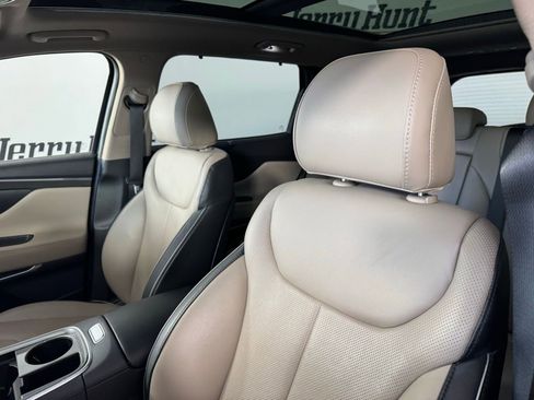 Used 2023 Hyundai Santa Fe Limited image 3