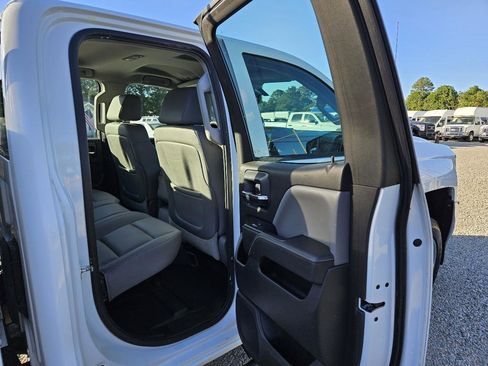 Used 2015 Chevrolet Silverado 2500 W/T AWD/4WD image 24