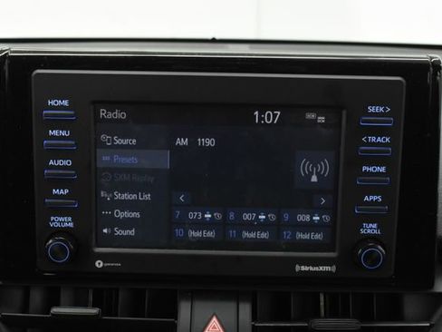 Used 2020 Toyota RAV4 LE image 30