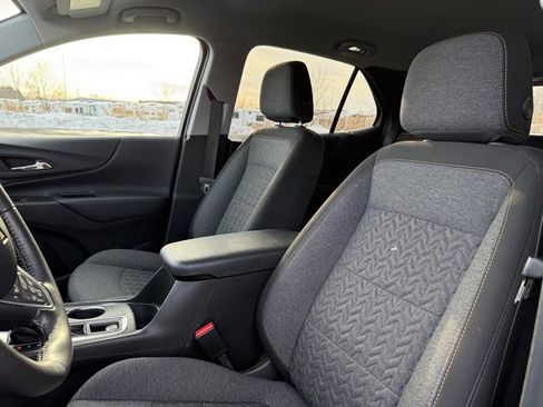 Used 2022 Chevrolet Equinox LT image 5