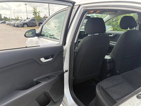 Used 2023 Kia Rio LX FWD image 31