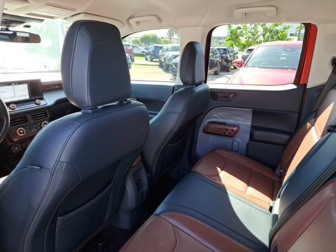 Used 2022 Ford Maverick Lariat w/ Equipment Group 500A Standard image 5