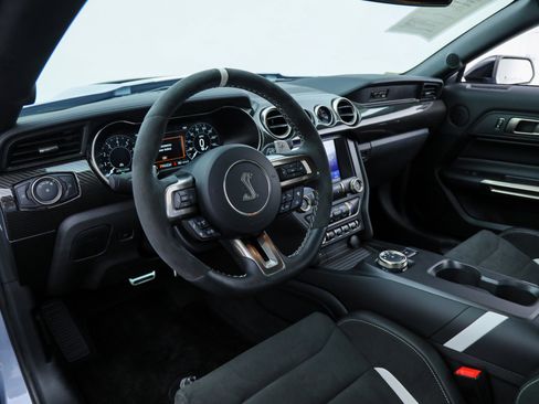 Used 2022 Ford Mustang Shelby GT500 w/ Carbon Fiber Track Pack image 28