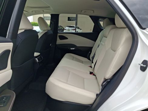 Certified 2023 Lexus RX 350 Premium w/ Accessory Package AWD/4WD image 11