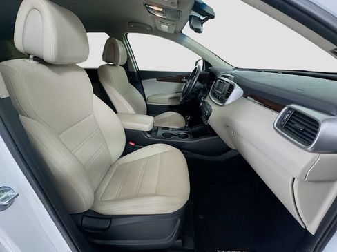Used 2016 Kia Sorento AWD w/ LX Convenience Package image 26