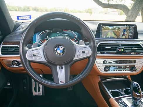 Used 2020 BMW 750i xDrive image 20