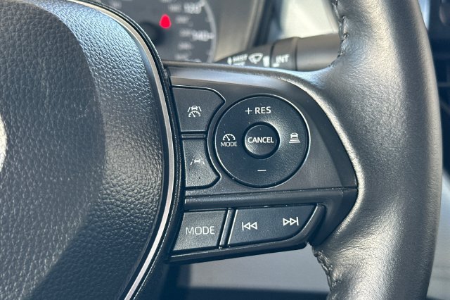 Certified 2024 Toyota Corolla SE w/ SE Premium Package FWD image 27