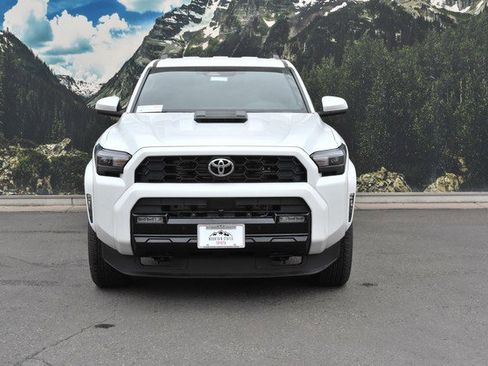 New 2026 Toyota 4Runner TRD Sport AWD/4WD image 2