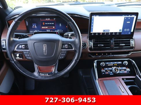 Used 2023 Lincoln Navigator L Reserve RWD image 19