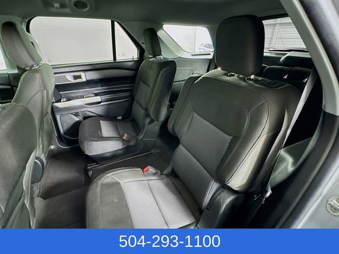 Used 2022 Ford Explorer XLT image 21