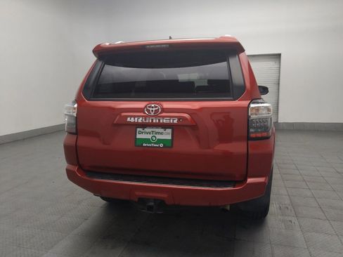 Used 2018 Toyota 4Runner SR5 RWD image 7