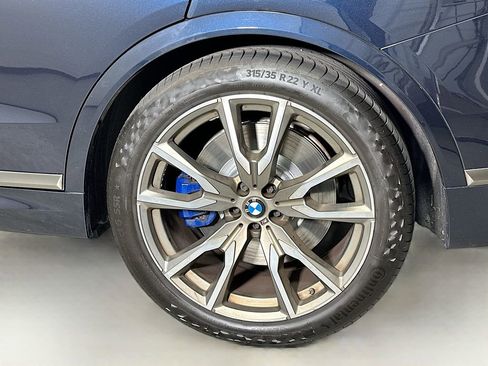 Used 2022 BMW X7 M50i w/ Cold Weather Package image 34