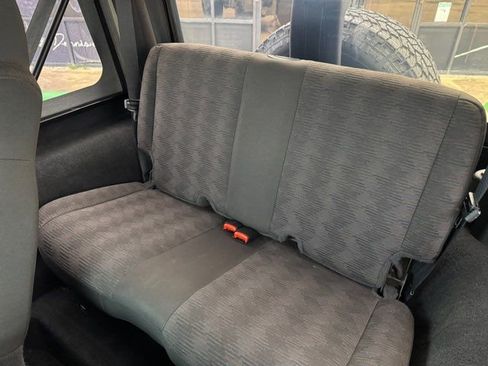 Used 2005 Jeep Wrangler X w/ Tire & Wheel Group (Ecco) image 23