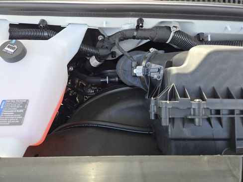 New 2025 GMC Savana 2500 w/ Driver Convenience Package image 20