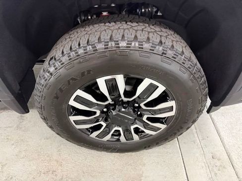 New 2026 GMC Sierra 3500 Denali Ultimate AWD/4WD image 4