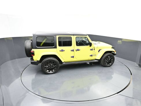 Used 2023 Jeep Wrangler Unlimited Sahara w/ Cold Weather Group AWD/4WD image 44