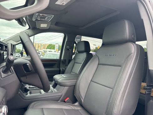 New 2026 GMC Sierra 2500 Denali w/ Denali Reserve Package AWD/4WD image 18