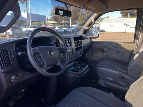 Used 2024 Chevrolet Express 2500 w/ Driver Convenience Package image 5