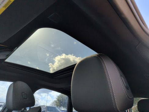 Certified 2023 BMW i4 eDrive40 w/ M Sport Package image 34