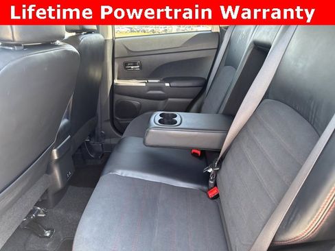 Used 2024 Mitsubishi Outlander Sport SE image 26