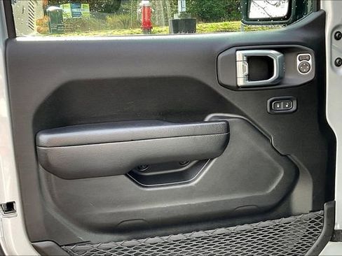 Used 2024 Jeep Wrangler Unlimited Rubicon 4xe image 20