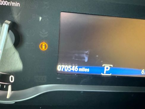 Used 2017 Honda Pilot Elite image 17
