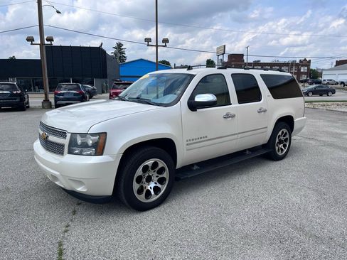 Used 2011 Chevrolet Suburban LTZ AWD/4WD image 7