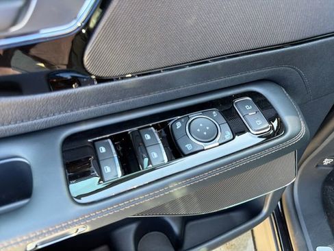 New 2026 Lincoln Aviator AWD w/ Jet Appearance Package image 21